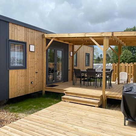 Отель Camping Les Alizes Сент-Илер-де-Рье Экстерьер фото